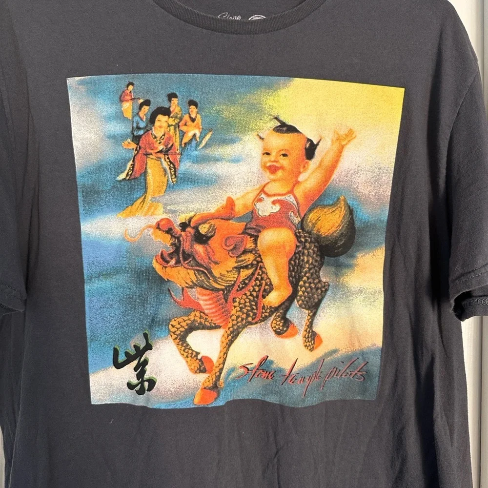 Stone Temple Pilots "Baby On Dragon" Graphic T-Shirt Size XL - Picture 3 of 5